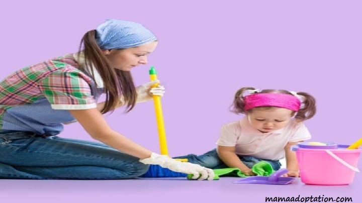 How to Clean Your House with a Toddler – Quick Guide