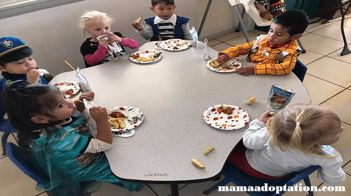 Does Daycare Provide Food (What To Expect and Official Guidelines)