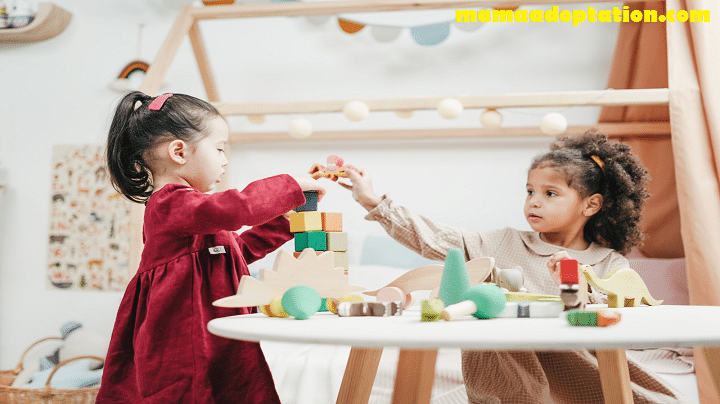How to Help a Toddler Adjusting to Daycare? 8 Best Tips