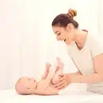 Change newborn diaper
