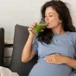 pregnant women drinking healthy
