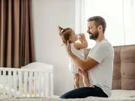 why baby hit the bottles while eating