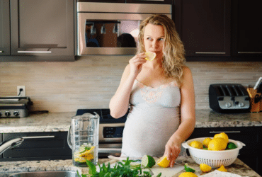 is it safe to drink lemonade while pregnant