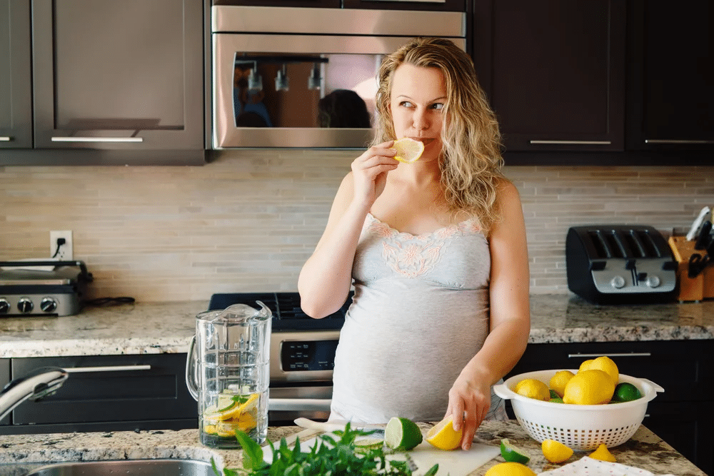 is it safe to drink lemonade while pregnant