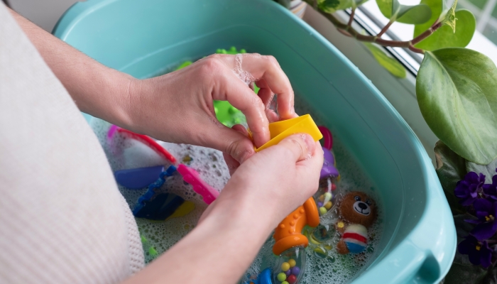 how to sanitize bath toys